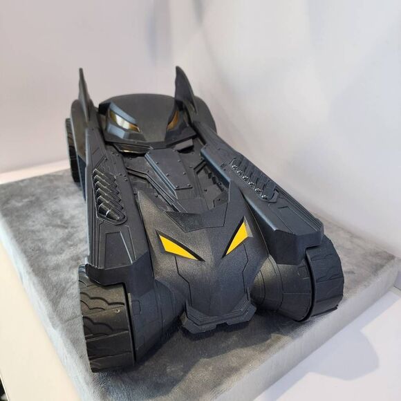 Spin Master 16” Batman Batmobile Fits Most 12” Figures DC Comics 00331AFS - Picture 2 of 9